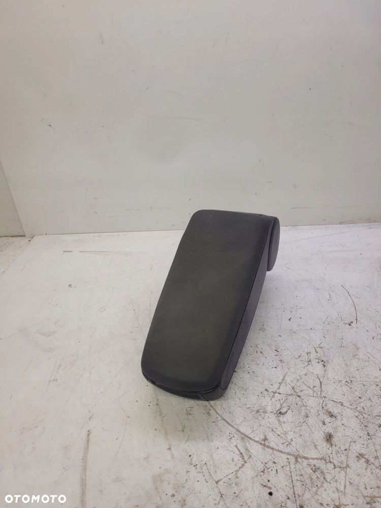 PODŁOKIETNIK PRZÓD AUDI A4 B6 B7 WELUR 8E0864207D - 8