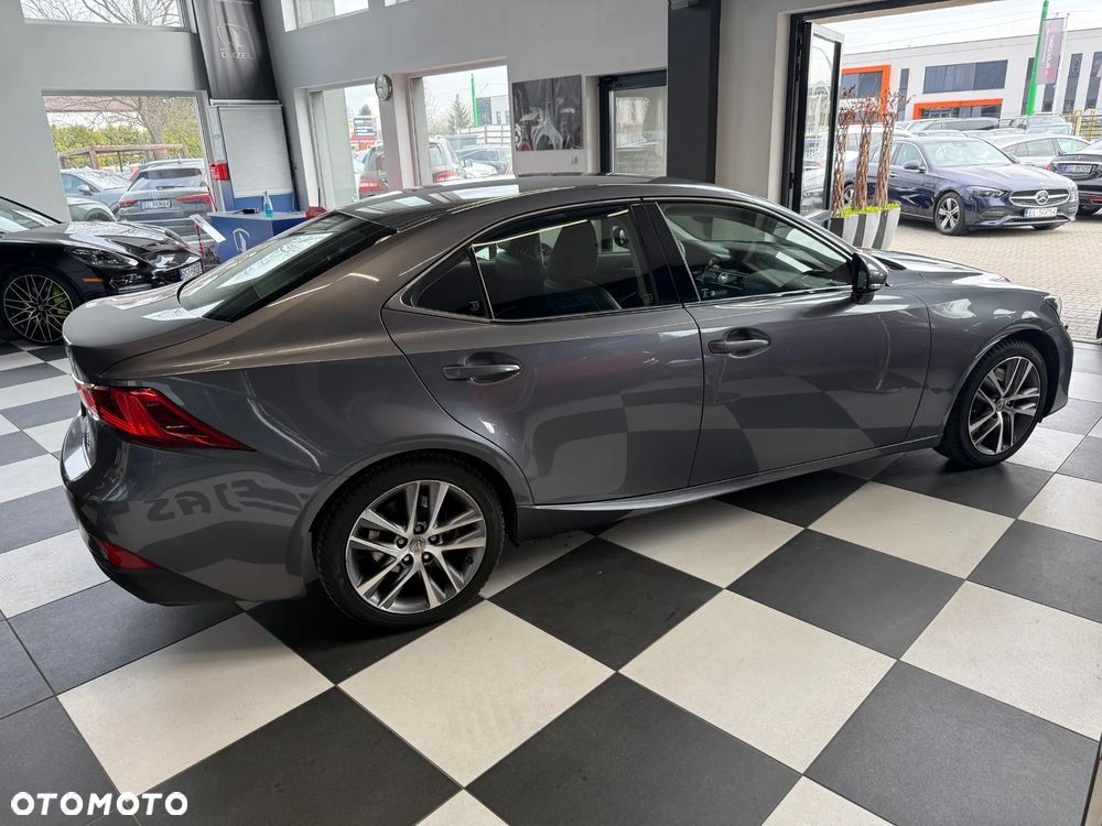 Lexus IS 200t Elegance - 8