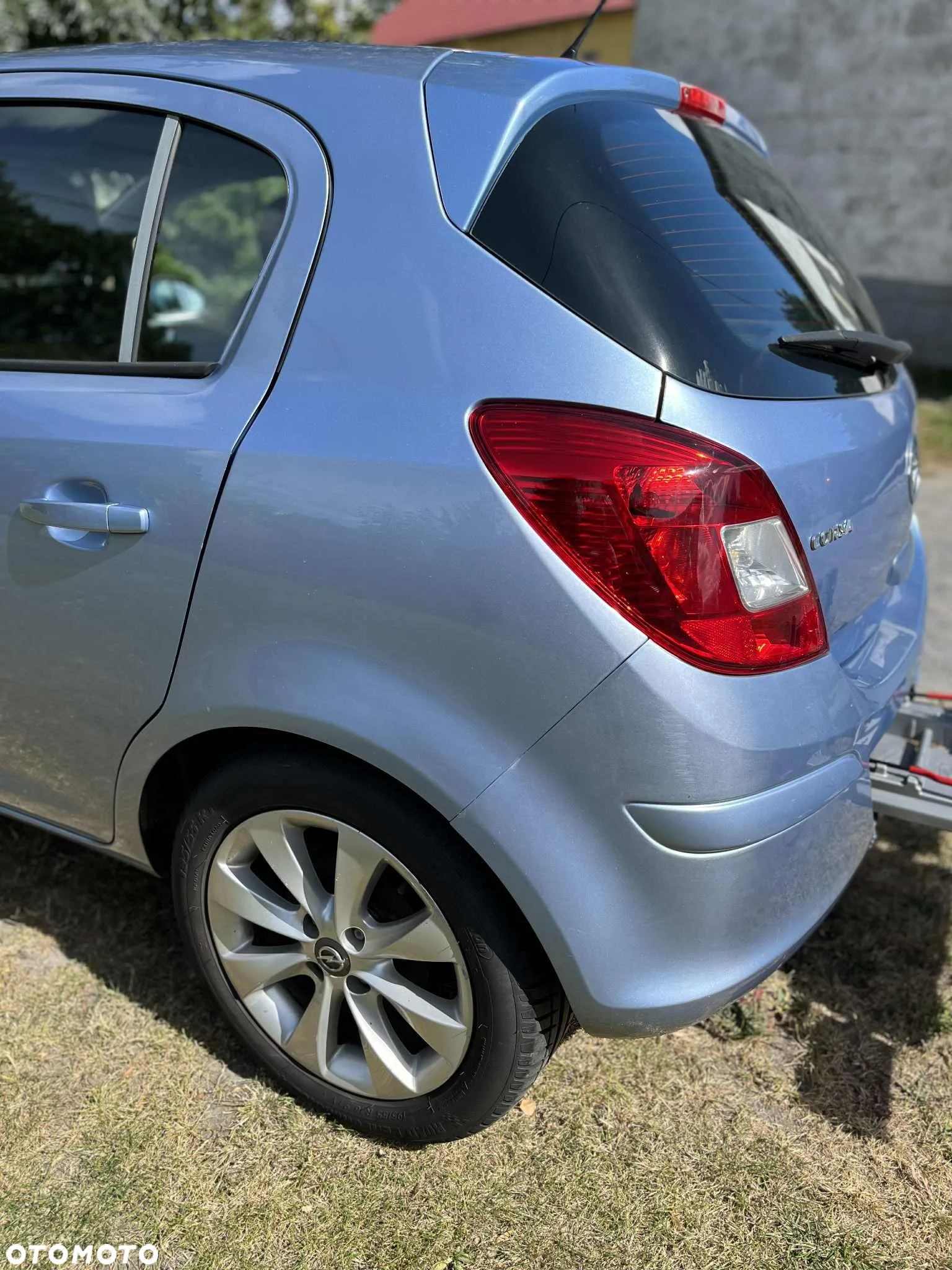 Opel Corsa 1.4 16V Active - 6