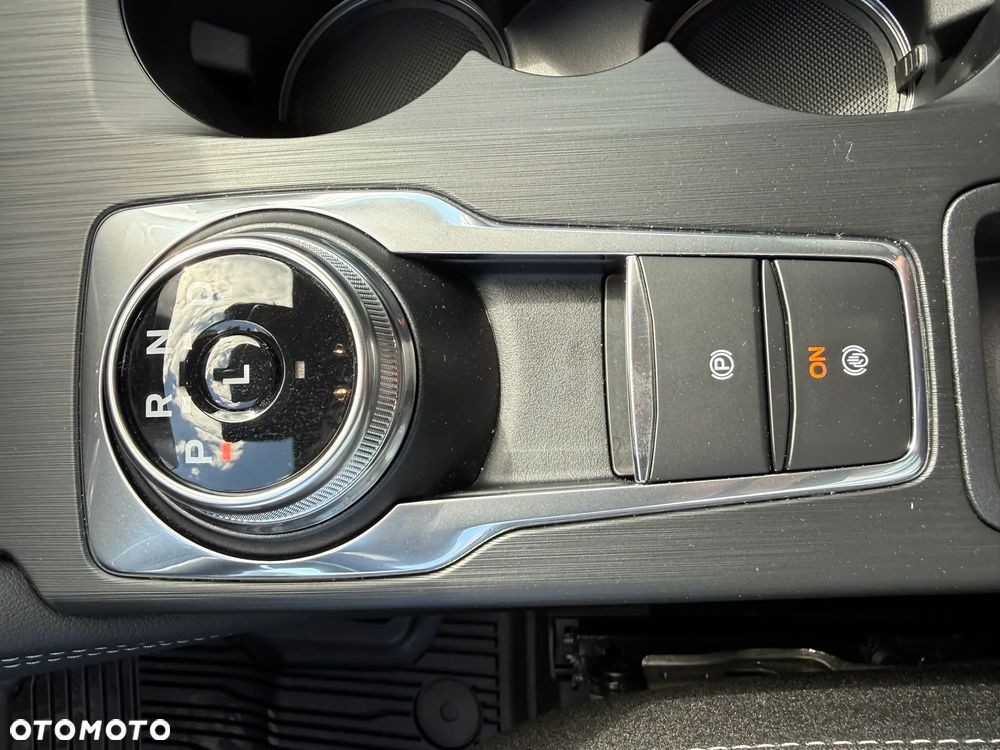 Ford Kuga 2.5 FHEV FWD Sound Edition eCVT - 21