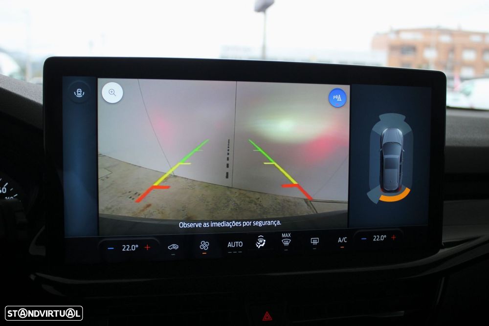 Ford Focus 1.0 EcoBoost MHEV ST-Line - 27