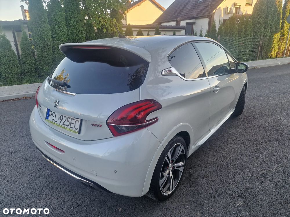 Peugeot 208 THP STOP & START GTi by Sport - 12