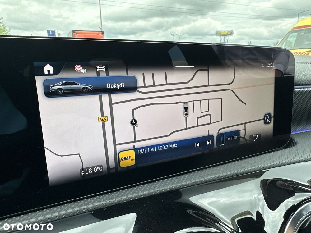 Mercedes-Benz CLA 180 Progressive 7G-DCT - 28