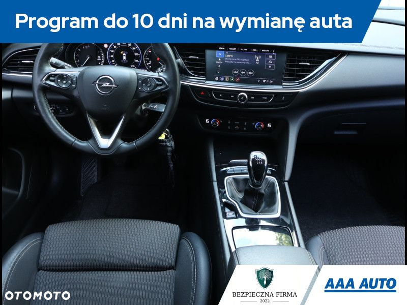 Opel Insignia - 8
