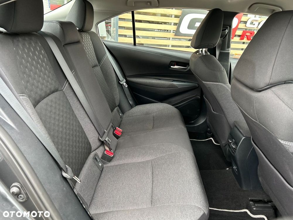 Toyota Corolla 1.8 Hybrid Comfort - 22