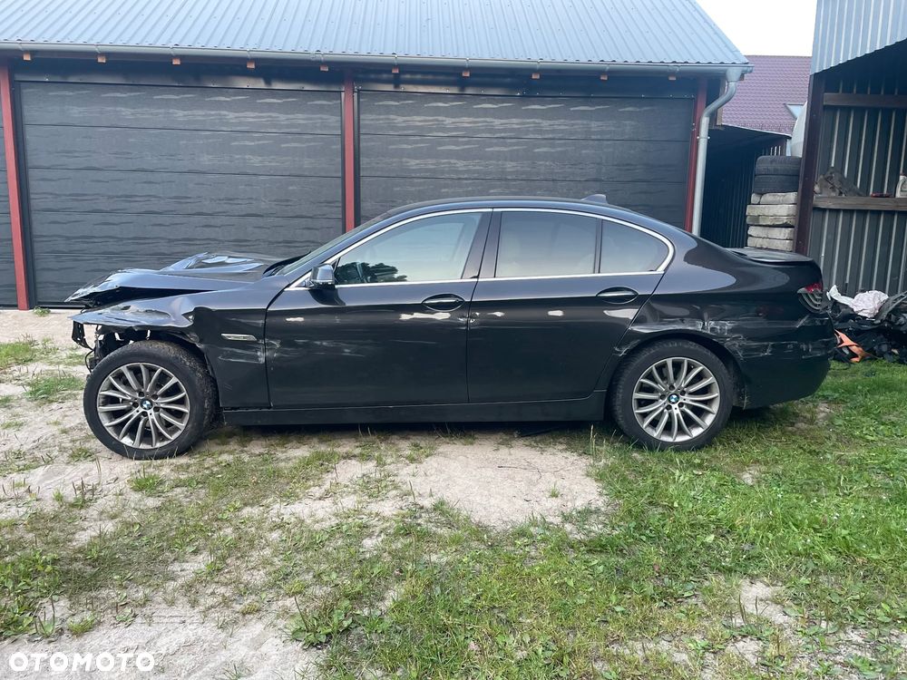 BMW Seria 5 520d xDrive Luxury Line - 13