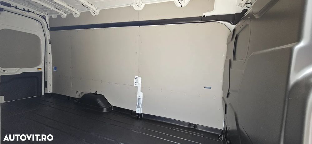 Ford Transit - 9