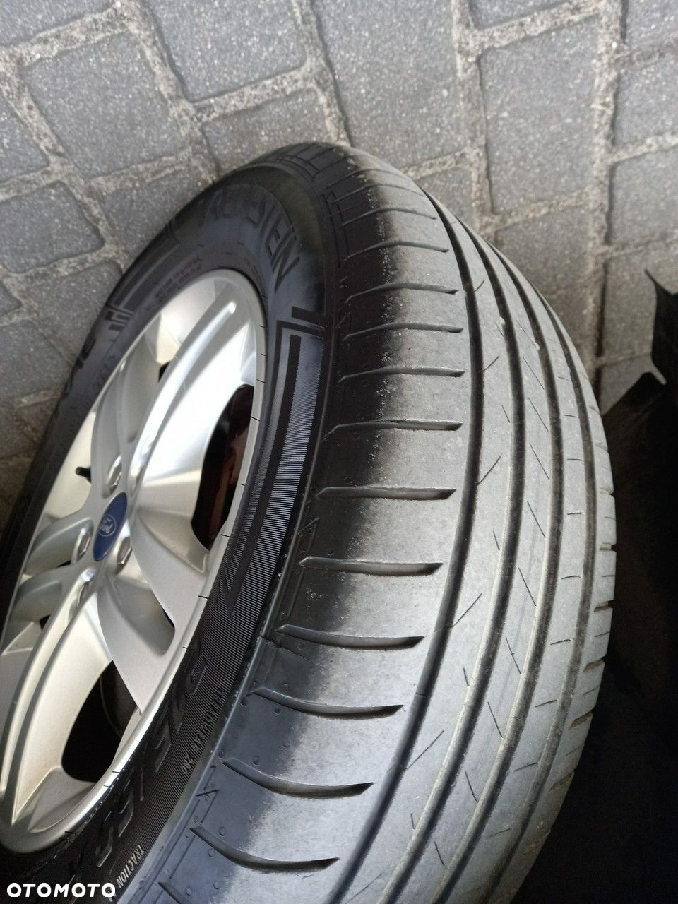 Ford S-Max - 10