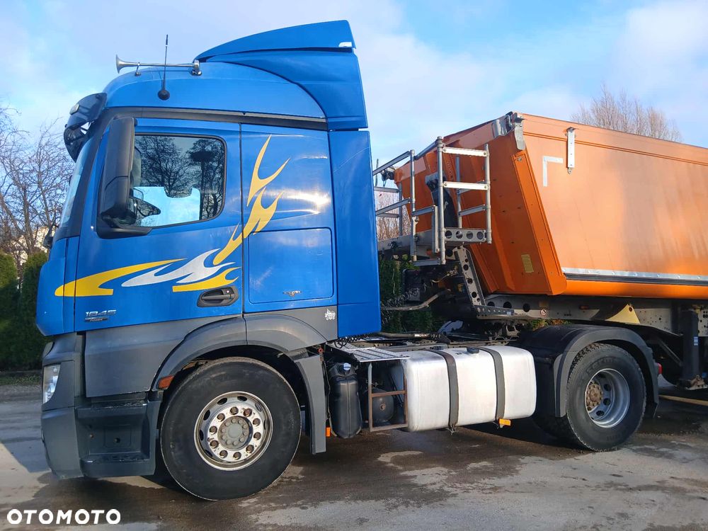 Mercedes-Benz 1845 - 5