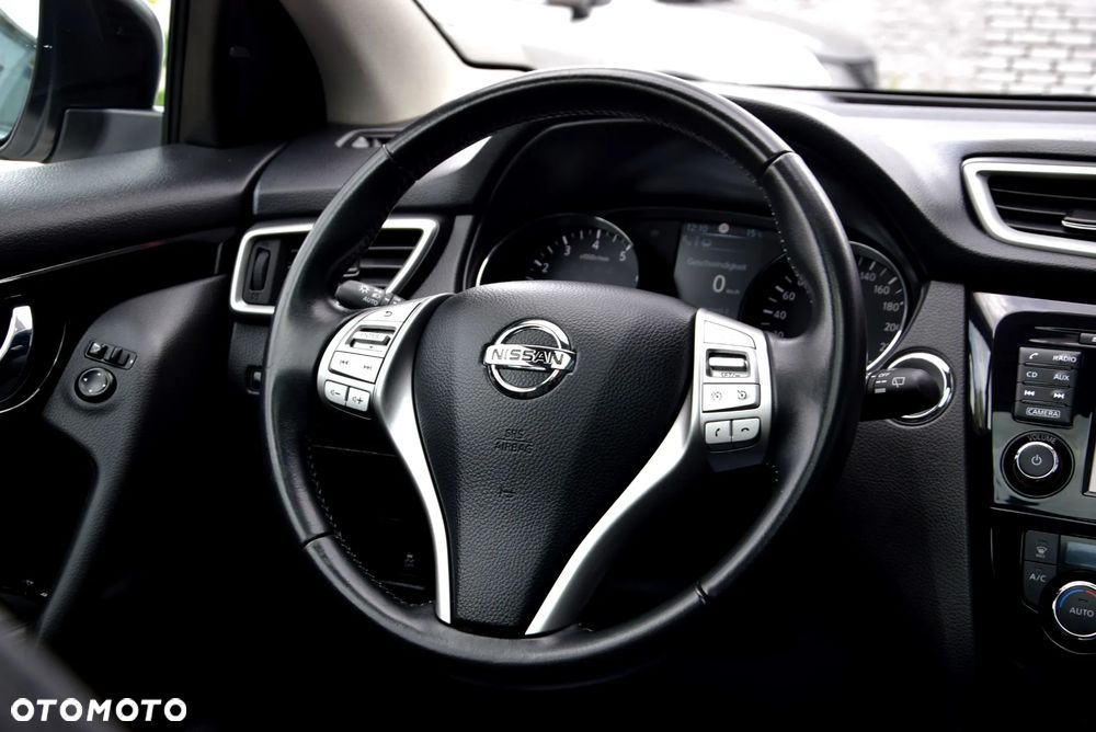 Nissan Qashqai 1.6 DIG-T Tekna - 24