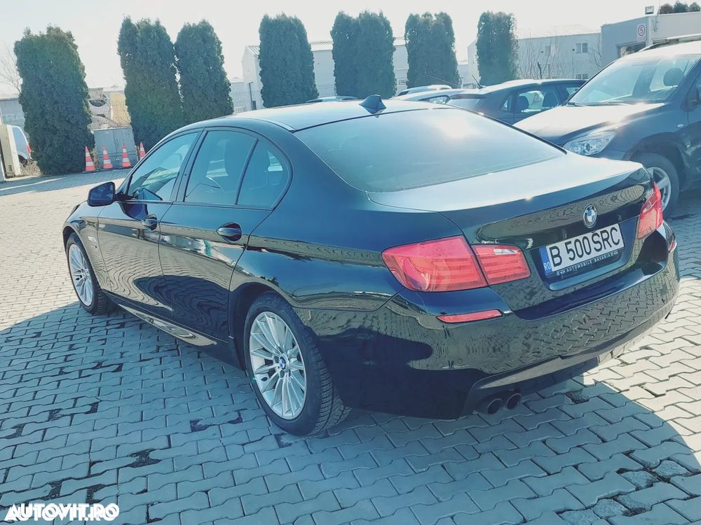 BMW Seria 5 530d xDrive AT - 25