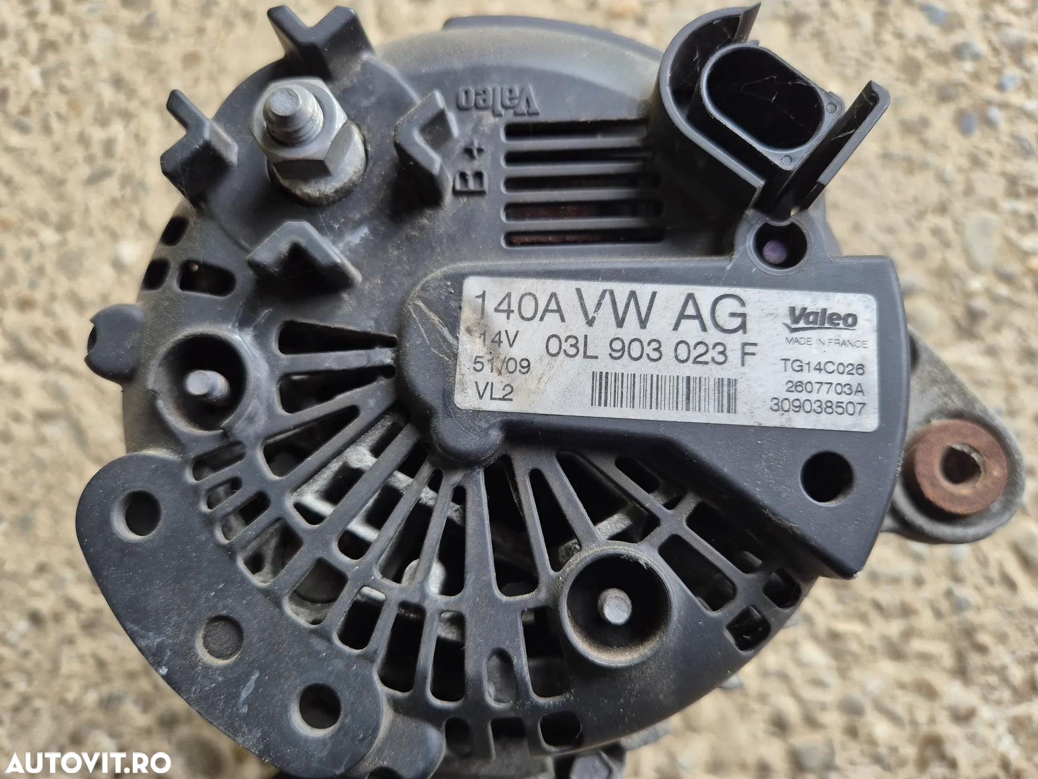 Alternator 2.0 / 1.6 TDI VOLKSWAGEN / SKODA / AUDI / SEAT 03L906023F - 2