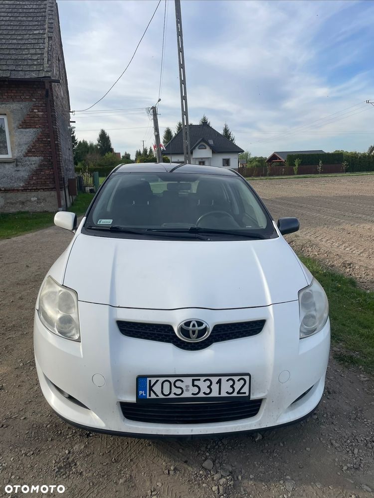 Toyota Auris - 4