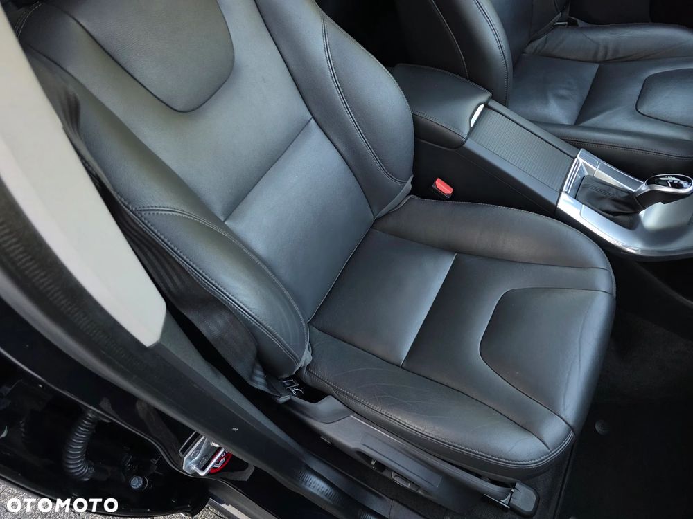 Volvo XC 60 D4 Geartronic Summum - 27