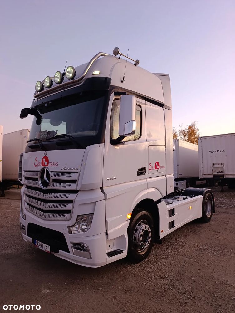Mercedes-Benz Actros - 10