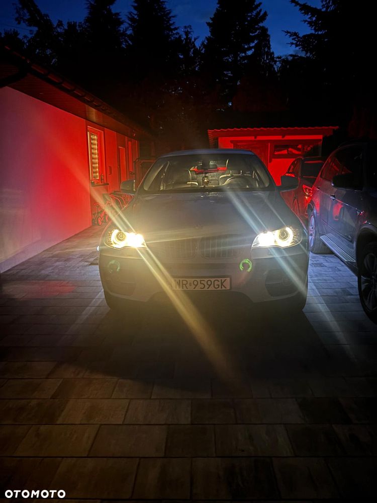 BMW X6 - 22