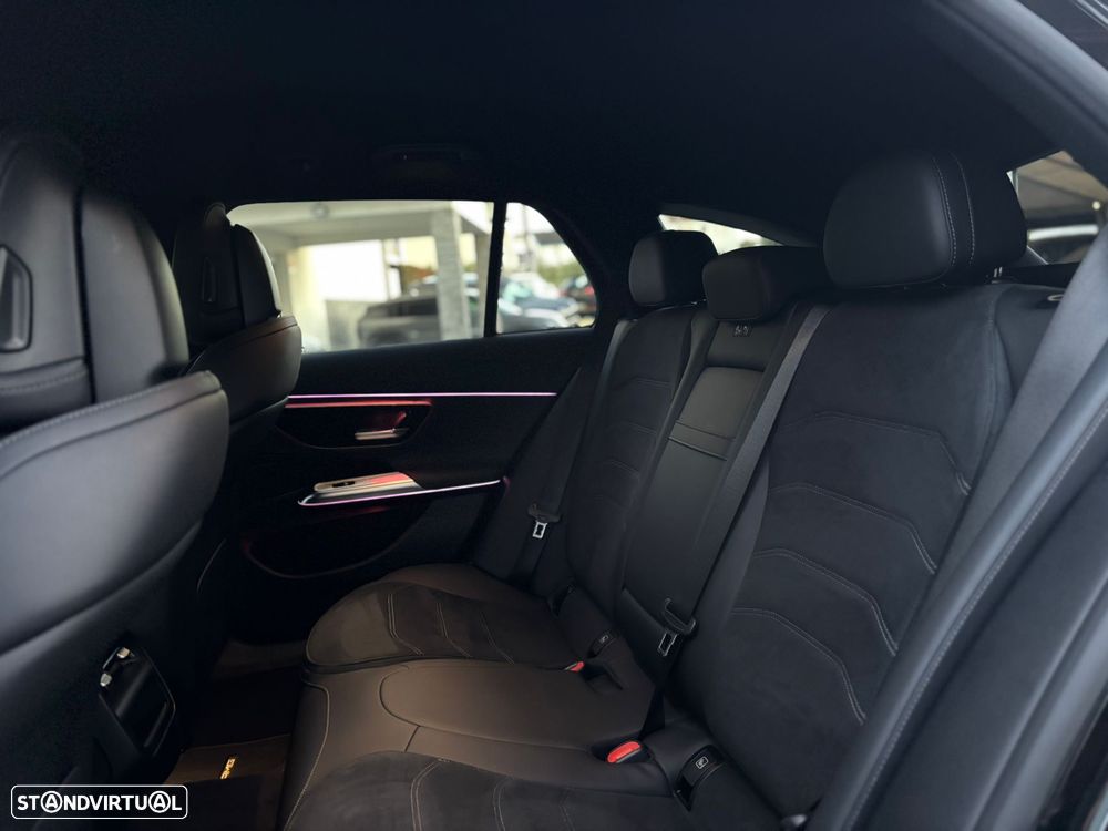 Mercedes-Benz E 300 e Station 9G-TRONIC AMG Line - 19