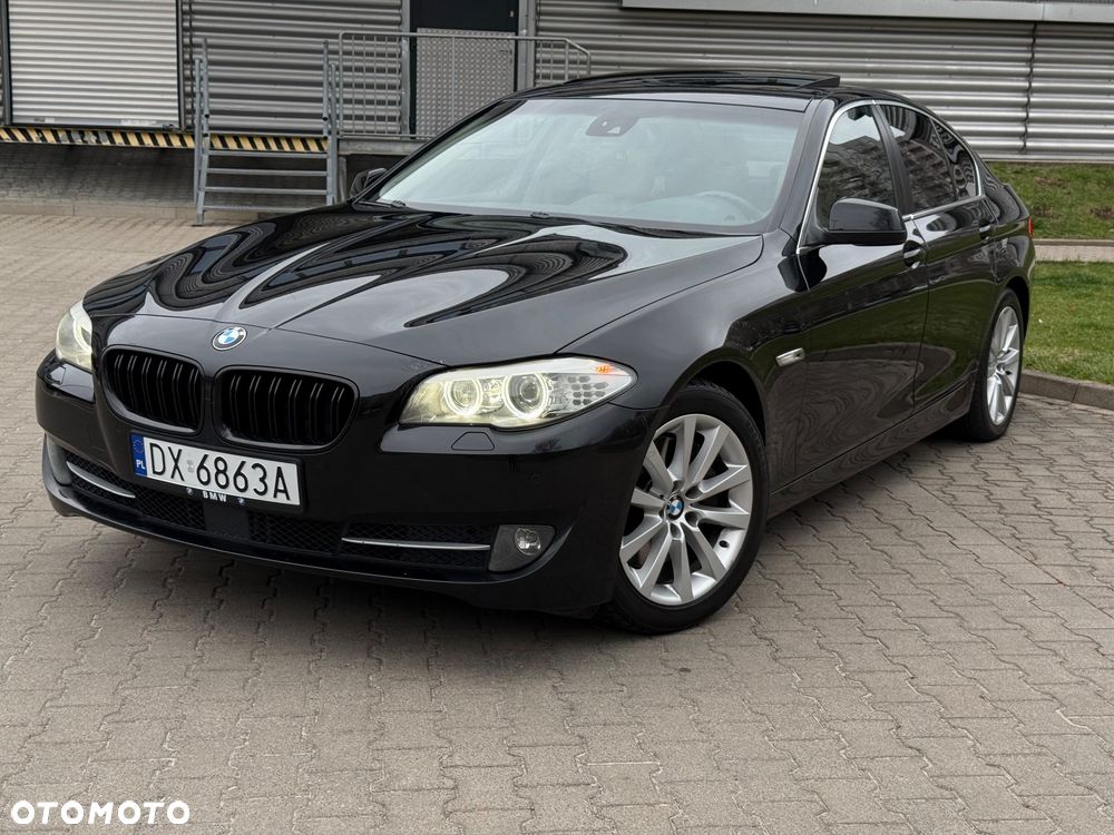 BMW Seria 5 525d Sport-Aut - 1