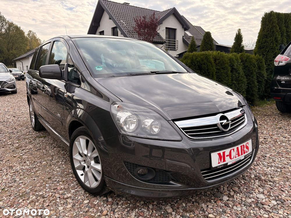 Opel Zafira 1.8 Sport - 1
