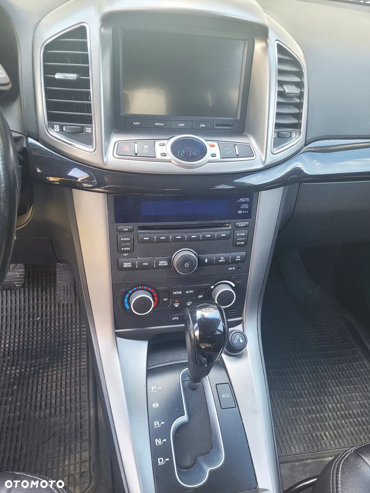 Chevrolet Captiva 2.2 D LTZ - 10