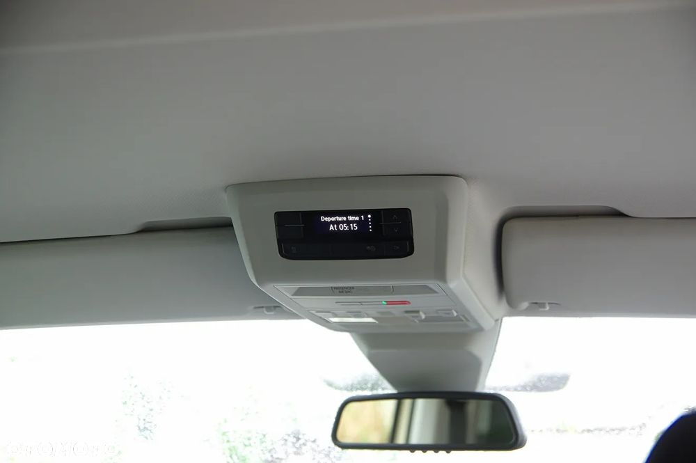 Volkswagen Caravelle 2.0 TDI L1 Highline 4Motion - 35