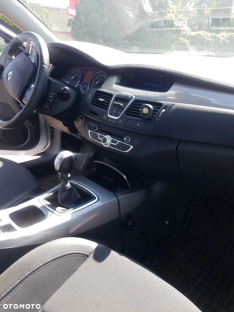 Renault Laguna - 8