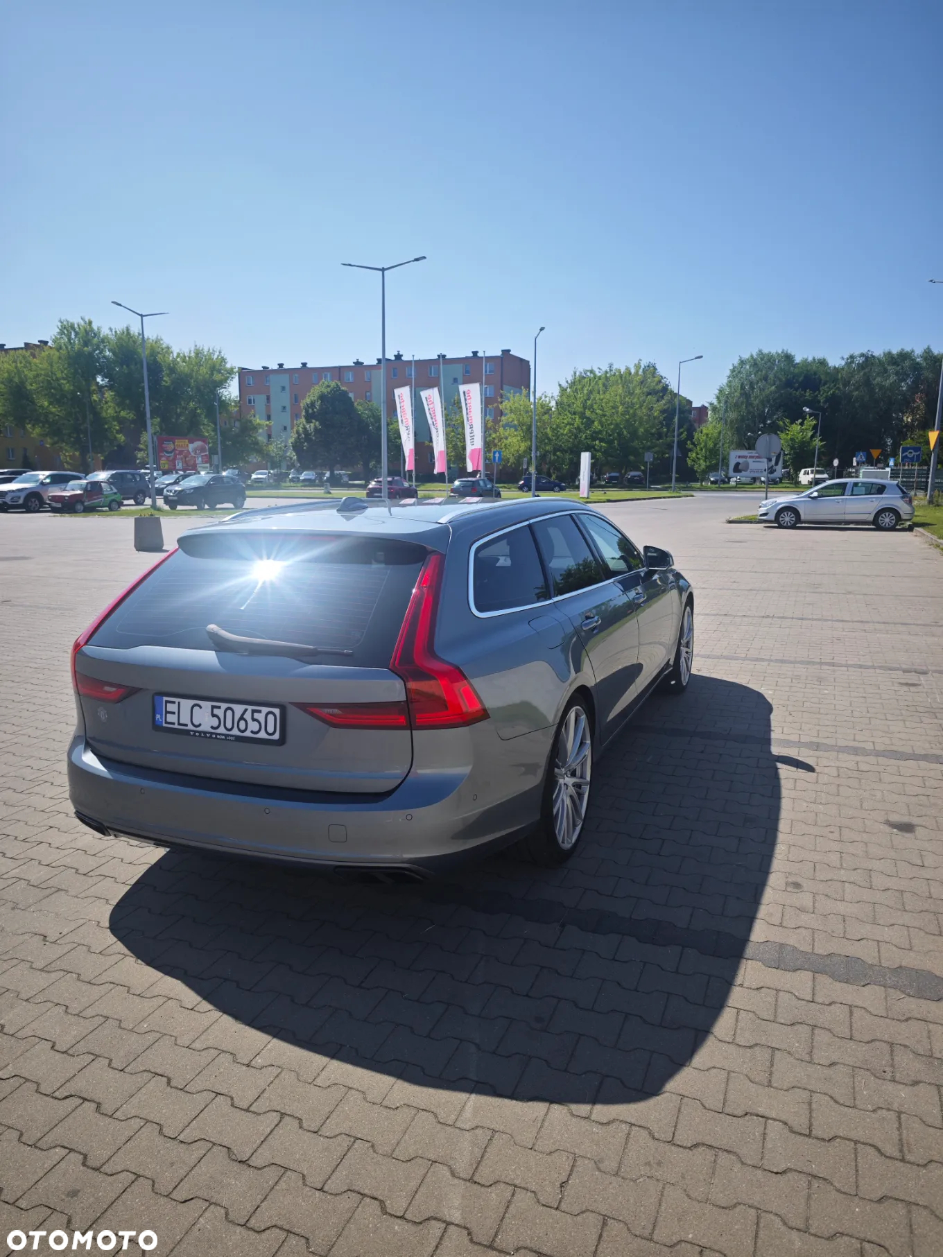 Volvo V90 D4 Momentum - 6