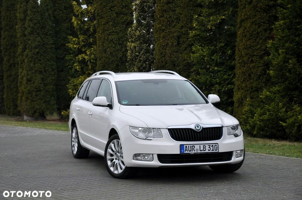 Skoda Superb 2013 photo 2