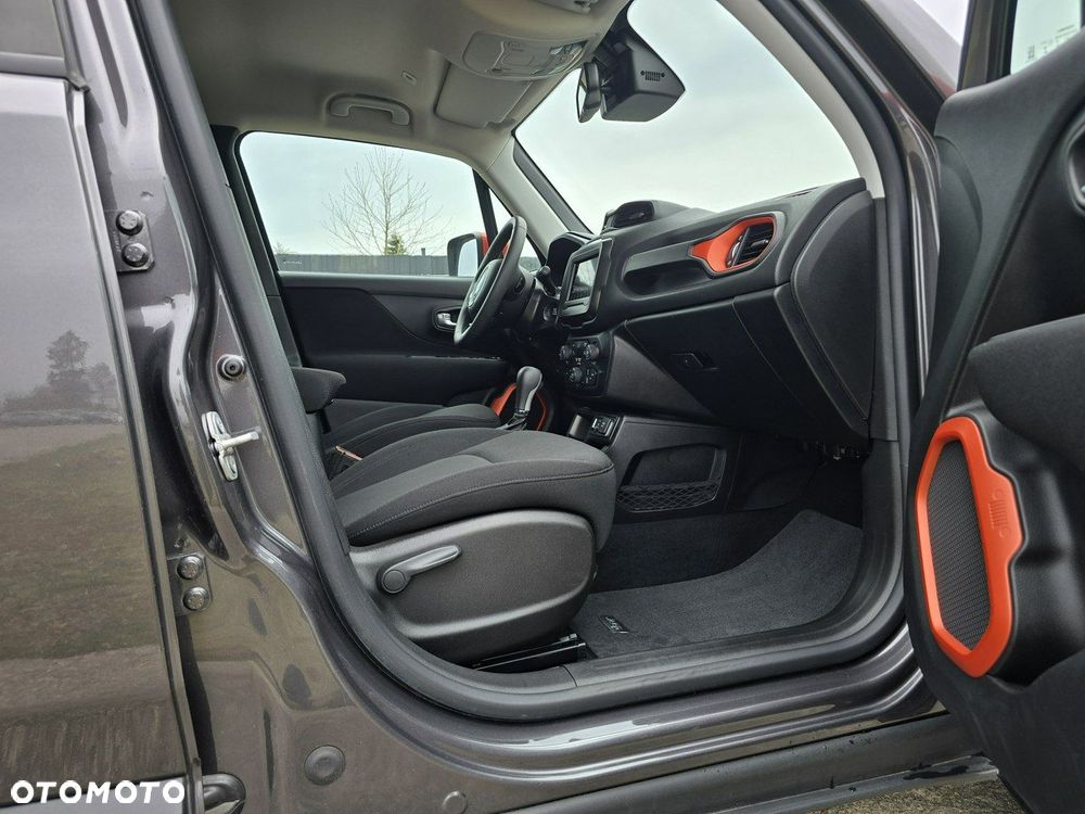 Jeep Renegade 1.6 MultiJet DSG Business Line - 10