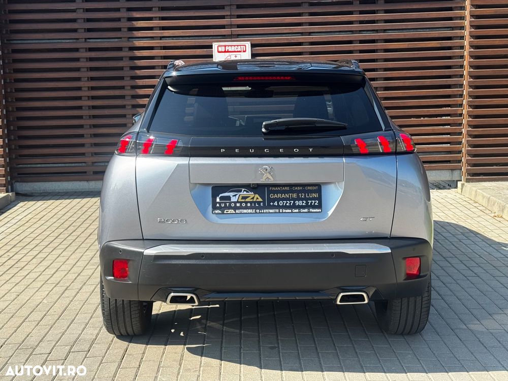 Peugeot 2008 1.2 PureTech EAT8 STT GT - 11