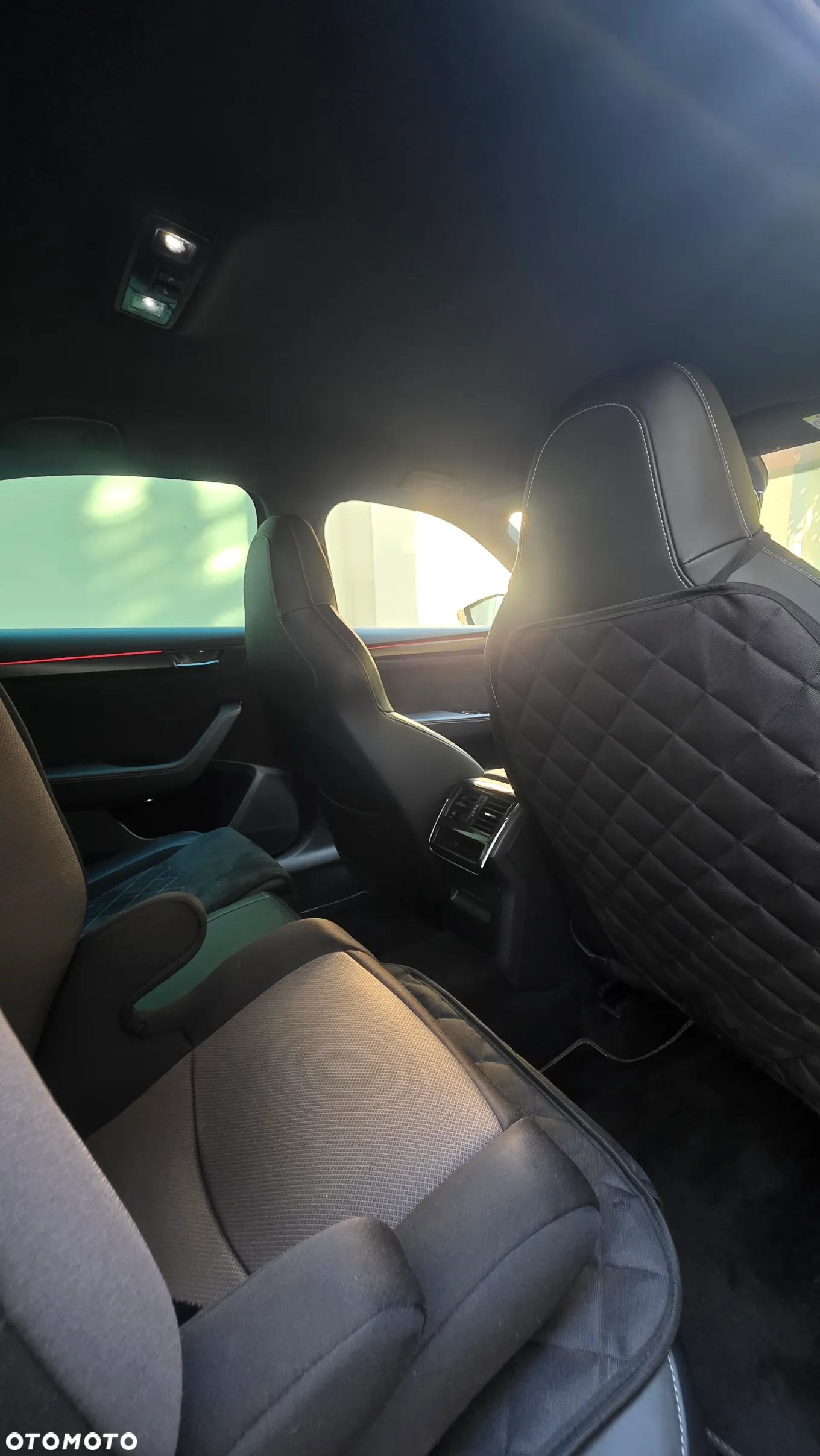 Skoda Superb 2.0 TSI Sportline DSG - 21