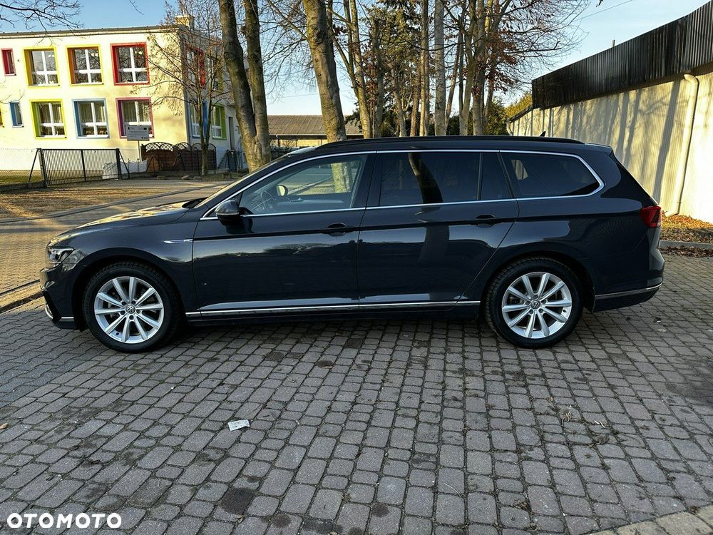 Volkswagen Passat - 10