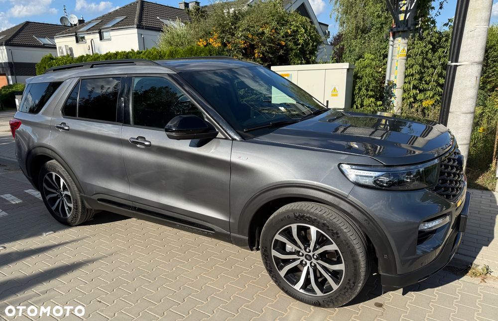 Ford Explorer EcoBoost Plug-in Hybrid PLATINUM - 19