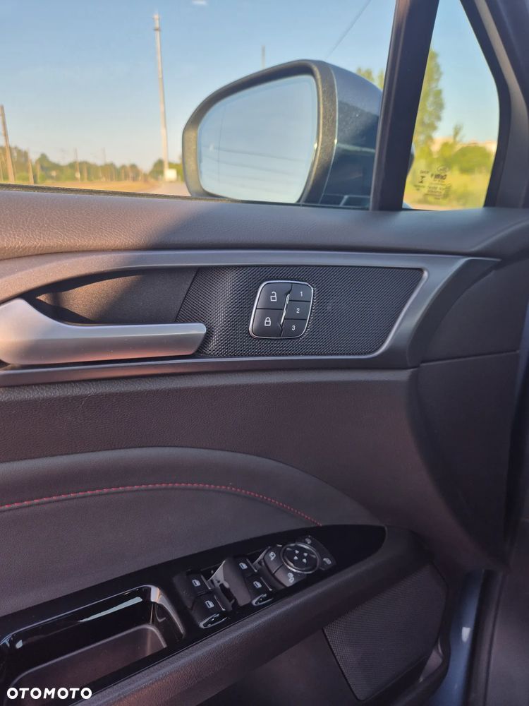 Ford Mondeo 1.5 EcoBoost ST-Line X - 19