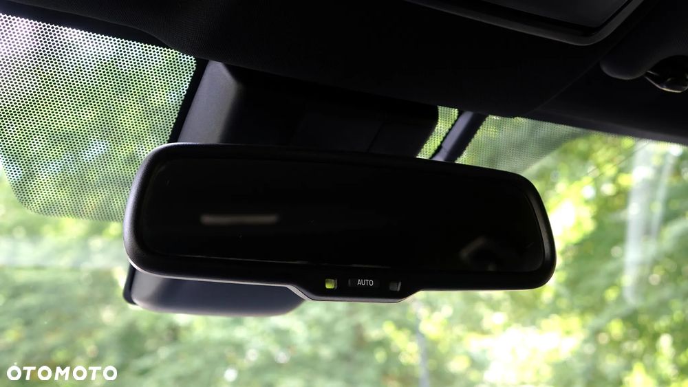 Toyota RAV4 Hybrid Selection 4x2 - 18