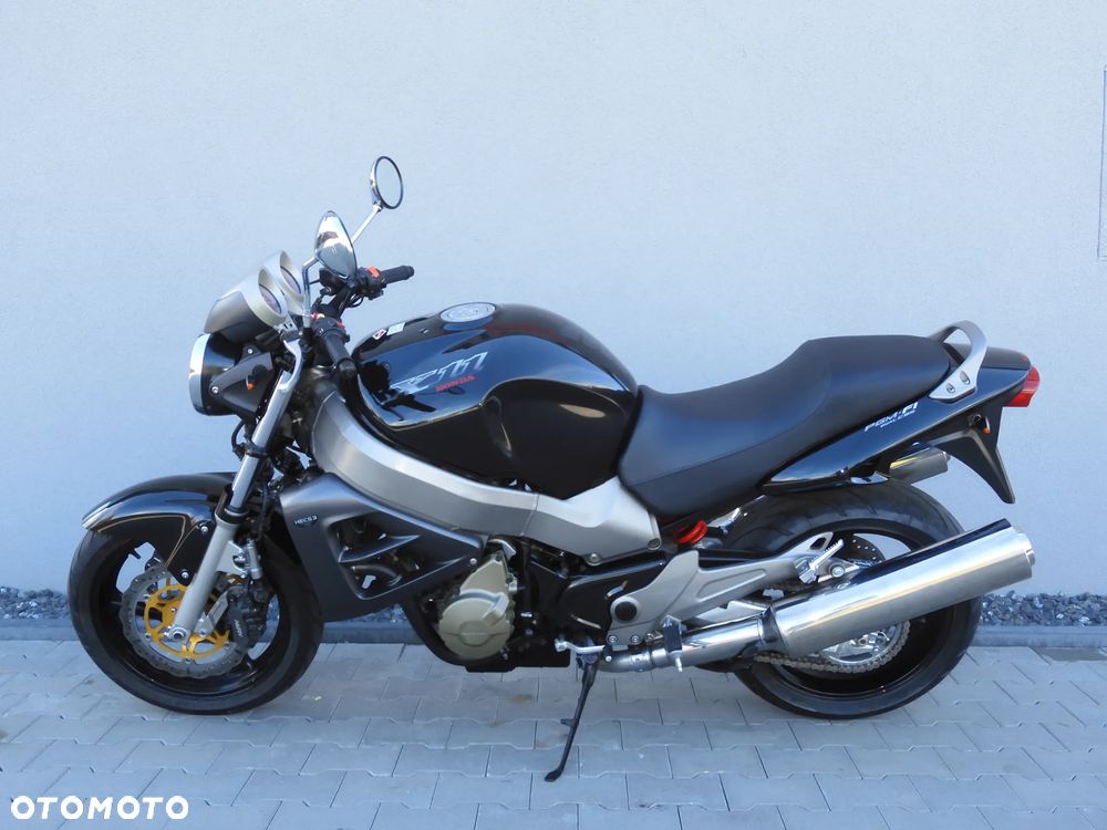 Honda X11 - 27