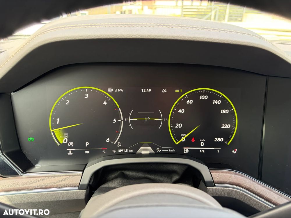 Volkswagen Touareg V6 TDI 4MOTION Elegance - 22