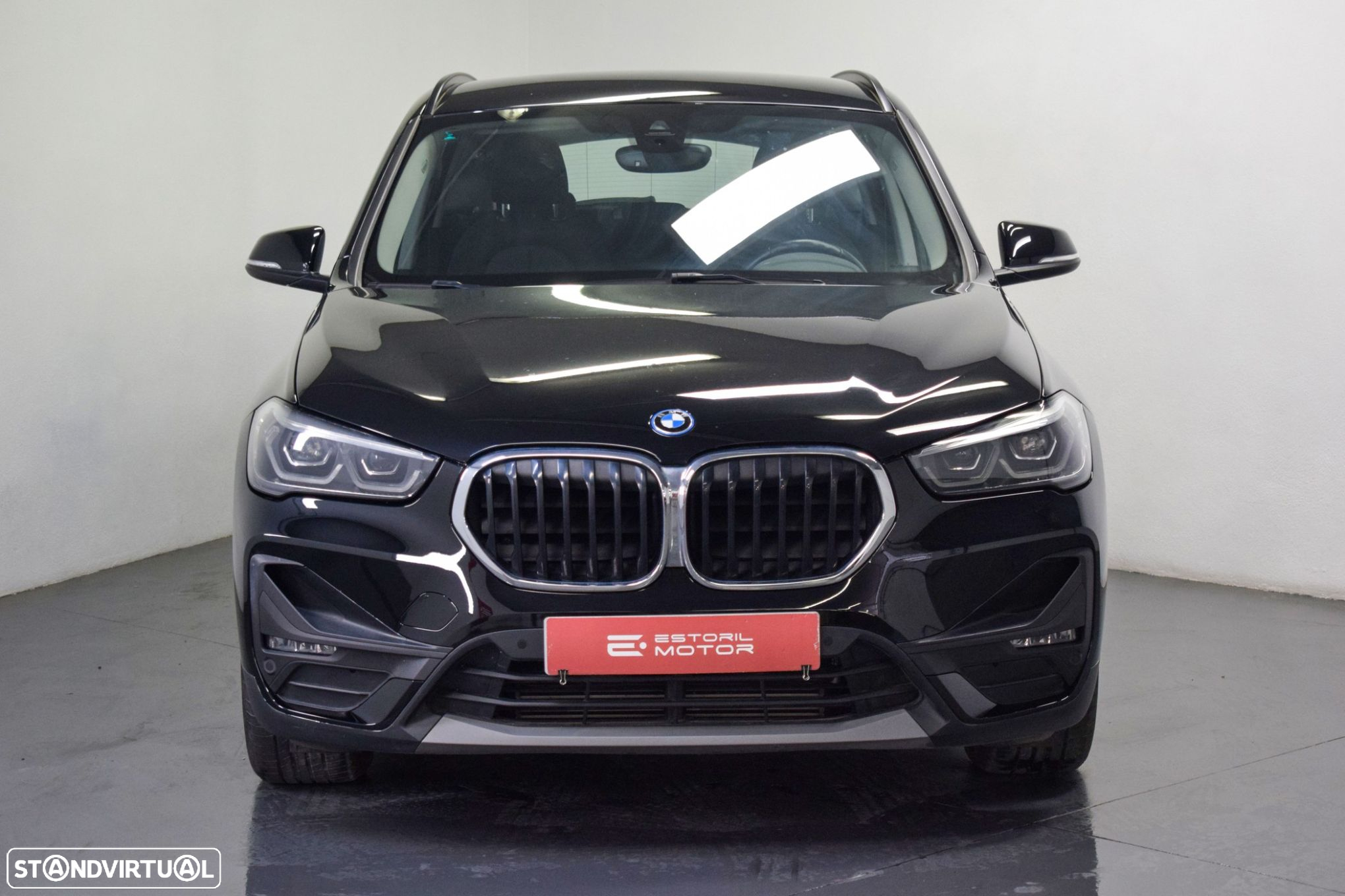 BMW X1 25 e xDrive Corporate Edition - 2