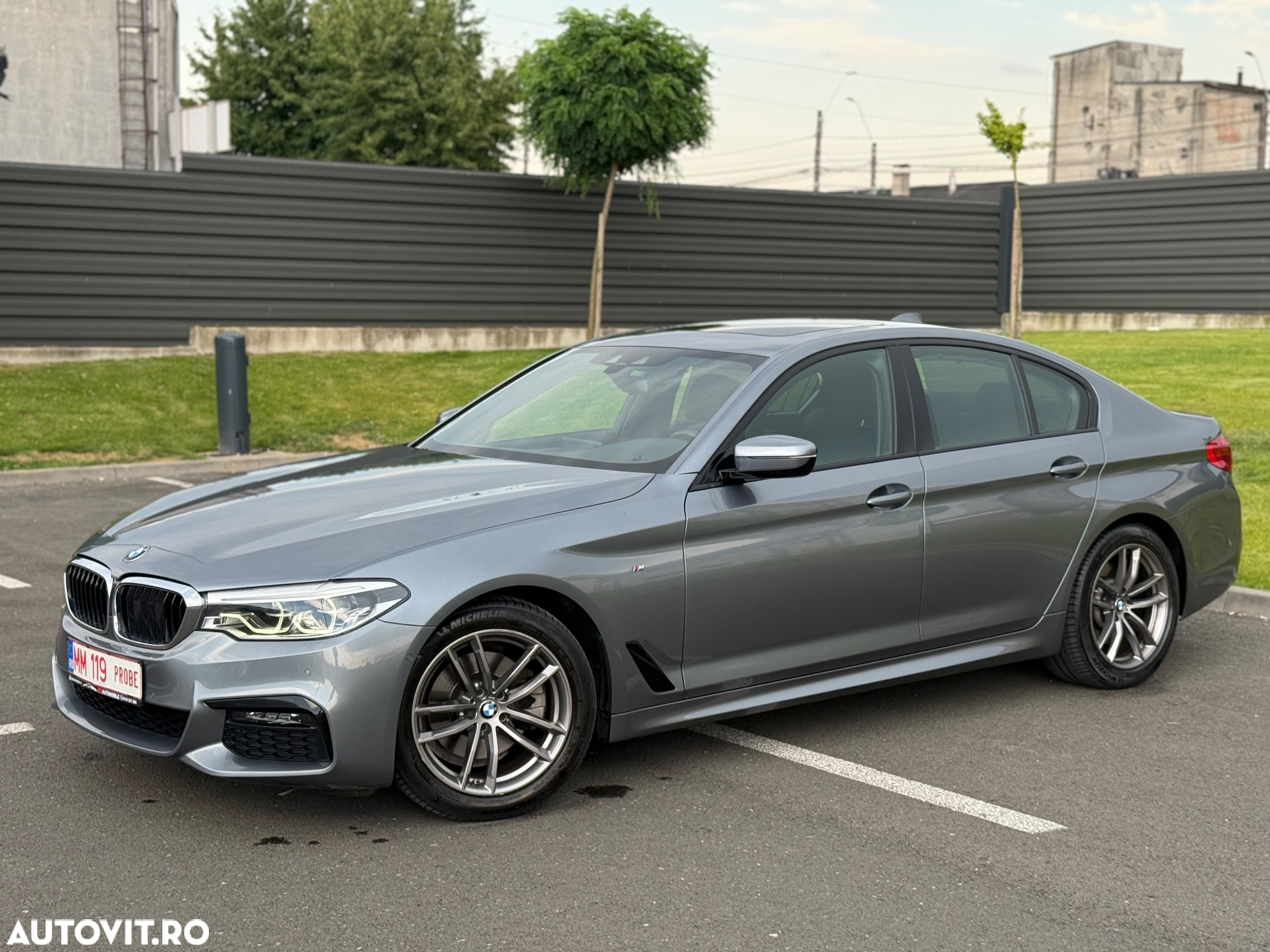 BMW Seria 5 520d Aut. M Sport Edition - 3