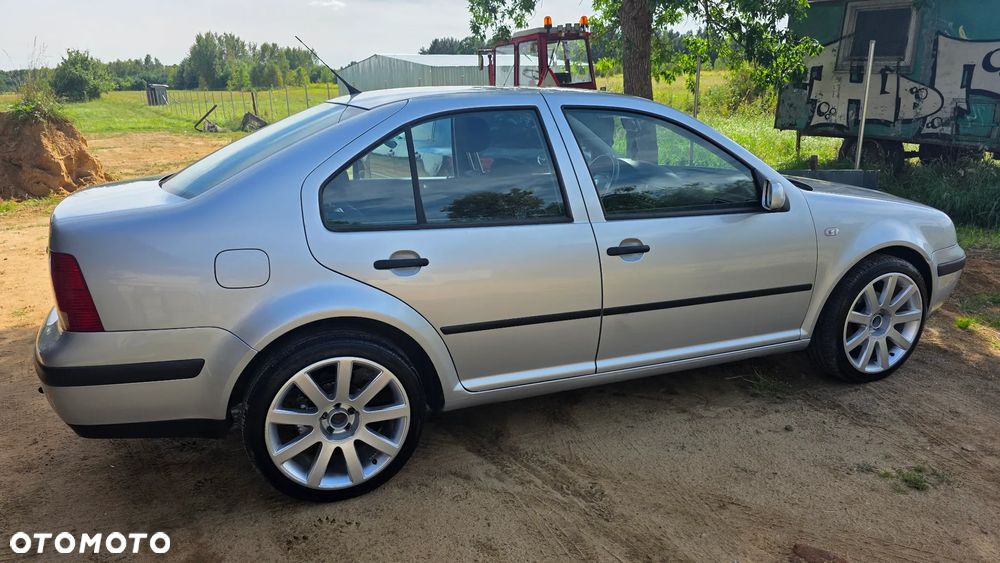 Volkswagen Bora 1.9 TDI - 17