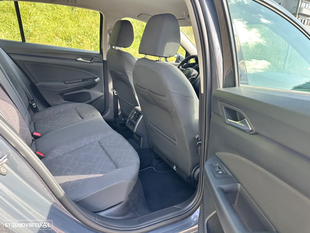 VW Golf 2.0 TDI Life - 23
