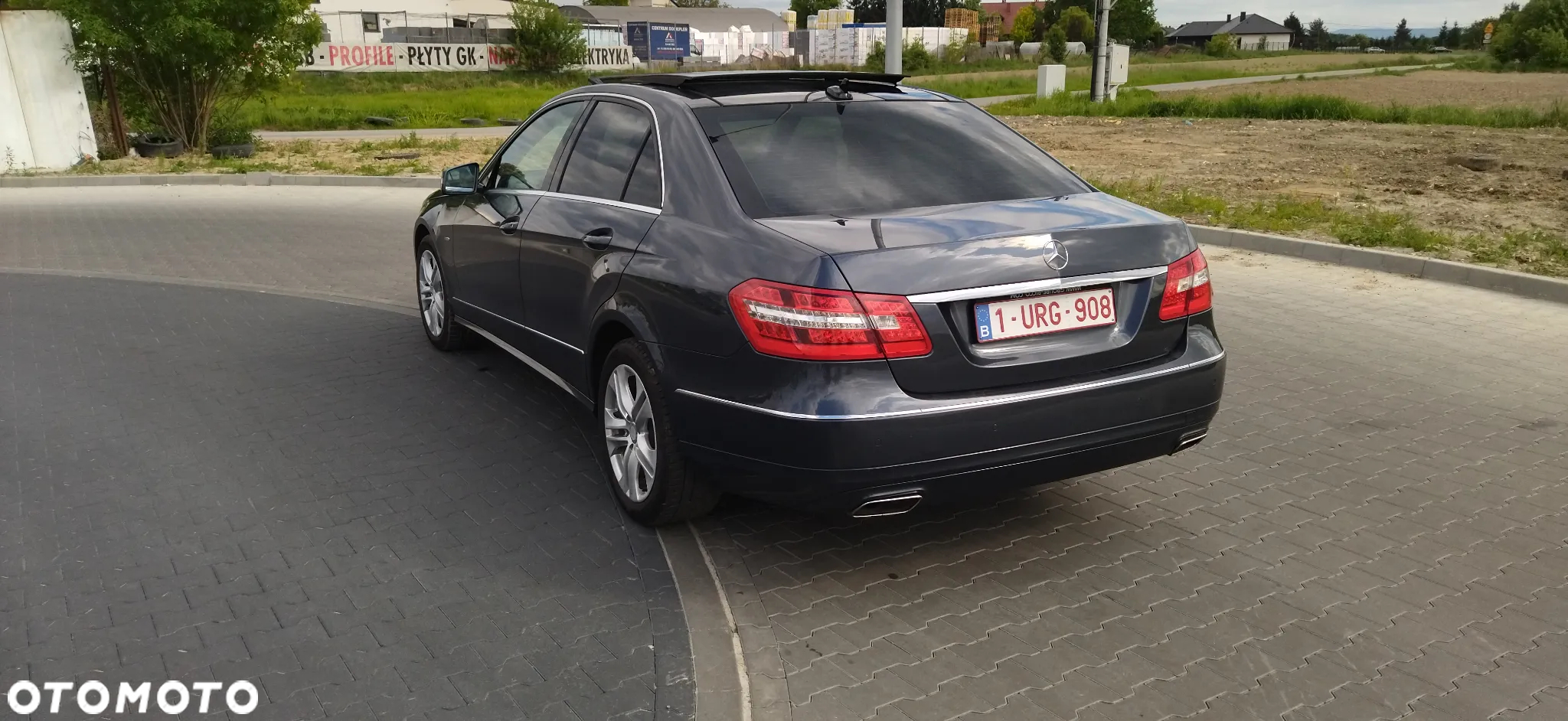 Mercedes-Benz Klasa E 200 CDI BlueEff Avantgarde - 18