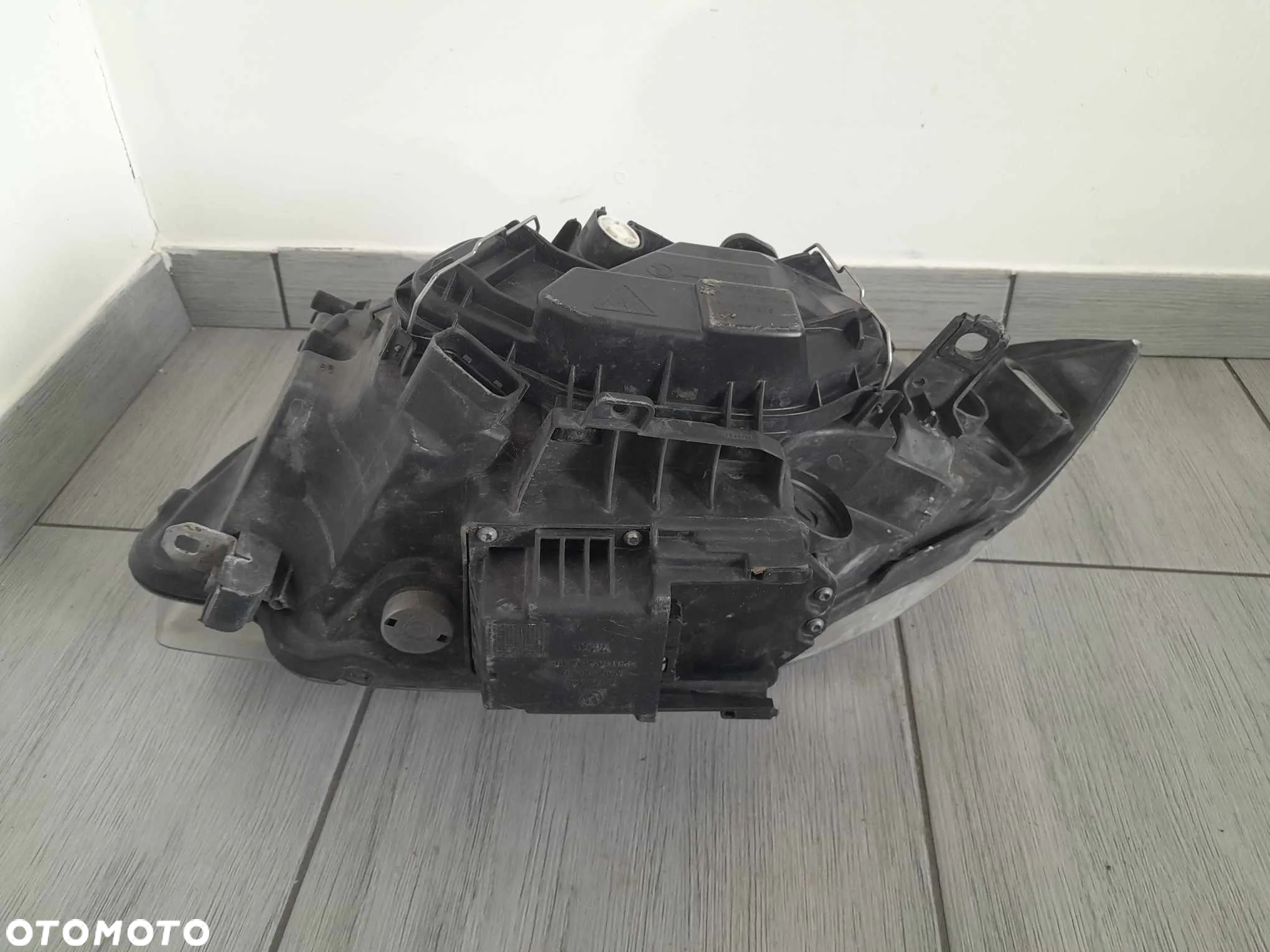 LAMPA PRAWA PRZEDNIA PRZÓD BMW E87 E81 E88 07- LCI LIFT XENON SKRĘTNY 7181282 - 5