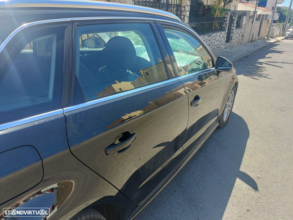 Audi A3 Sportback 1.6 TDI Attraction Ultra - 4