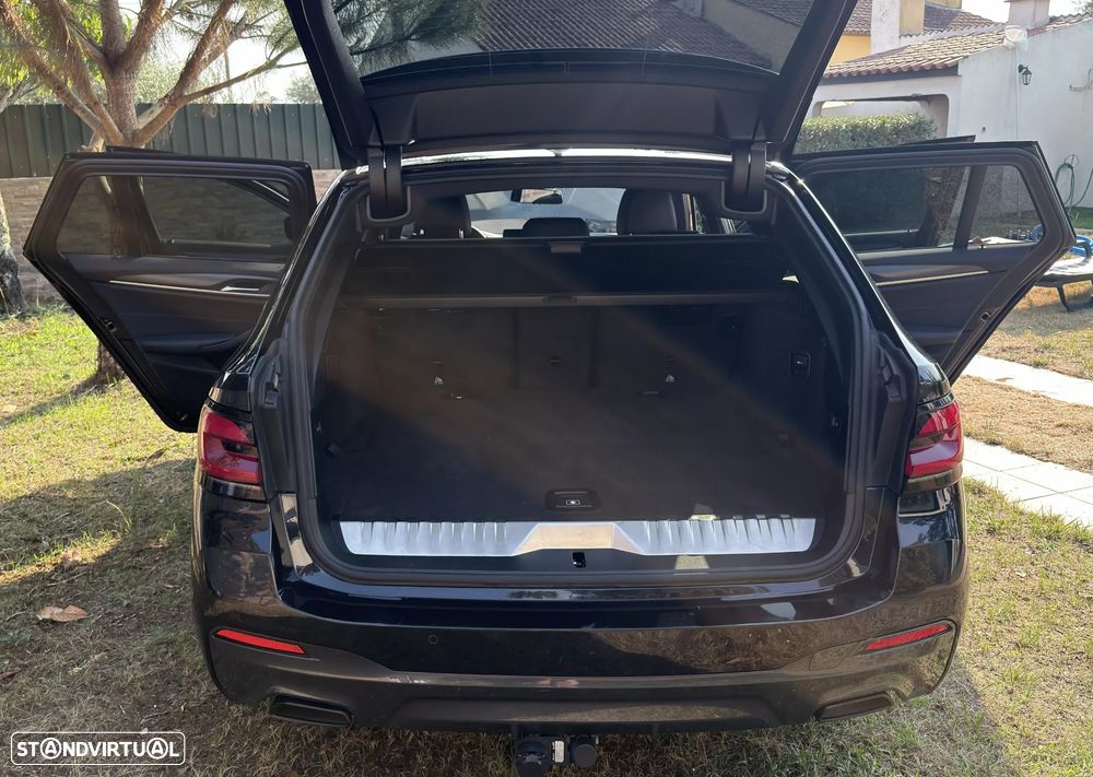 BMW 530 e Pack Desportivo M - 2