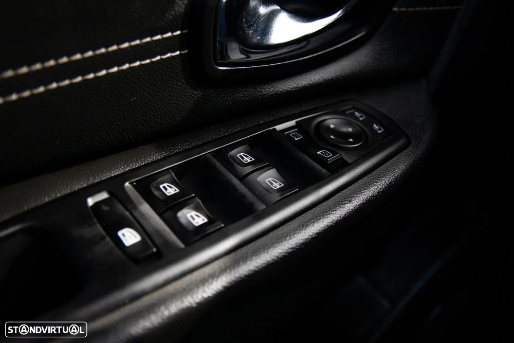 Renault Scénic 1.5 dCi Bose Edition SS - 32