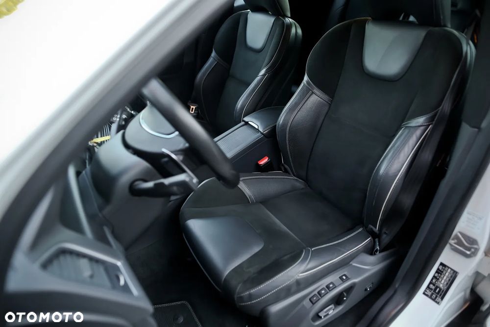 Volvo XC 60 D4 Geartronic RDesign - 20