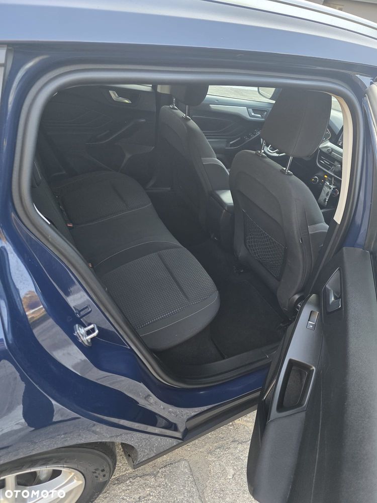 Ford Focus - 7