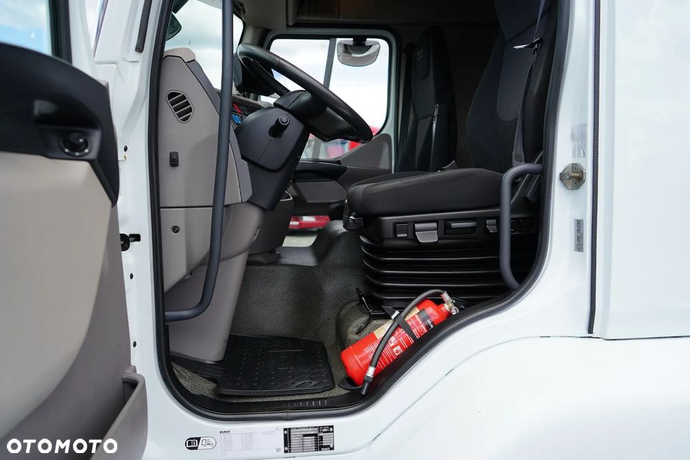 DAF / LF / 260 / EURO 6 / ACC / IZOTERMA + WINDA / 18 PALET / ŁAD. 7 700 KG - 25