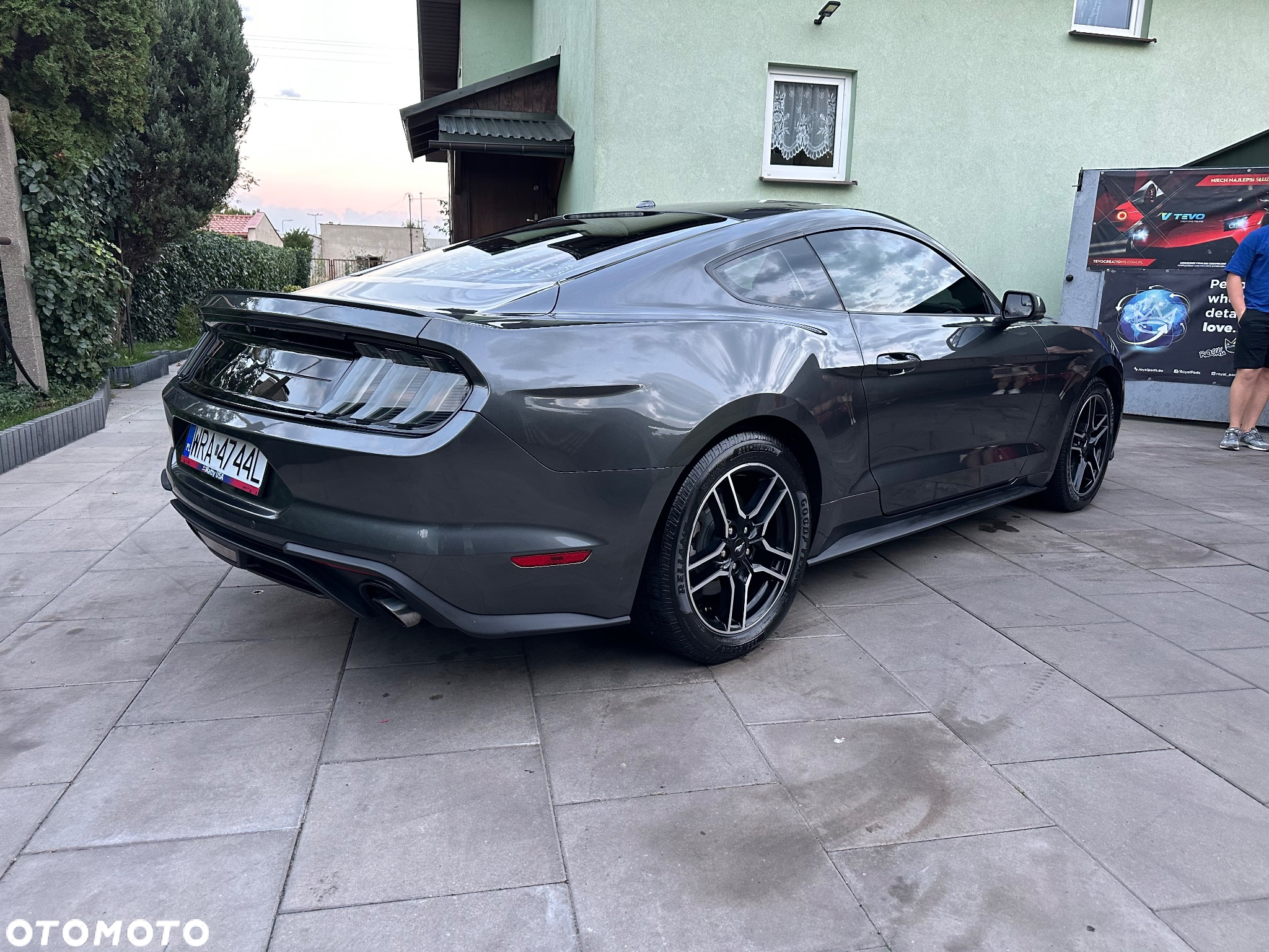 Ford Mustang 2.3 Eco Boost - 4